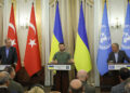 Ukrainian President Volodymyr Zelenskiy, Turkish President Tayyip Erdogan and UN Secretary-General Antonio Guterres attend a joint news conference following their meeting in Lviv, Ukraine August 18, 2022. REUTERS/Gleb Garanich