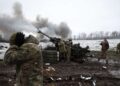 Ukrainian artillerymen fire a M777 howitzer towards Russian positions on the frontline of eastern Ukraine, on November 23, 2022, amid the Russian invasion of Ukraine. (Photo by Anatolii Stepanov / AFP)